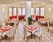 Hotel Flora Park 4*