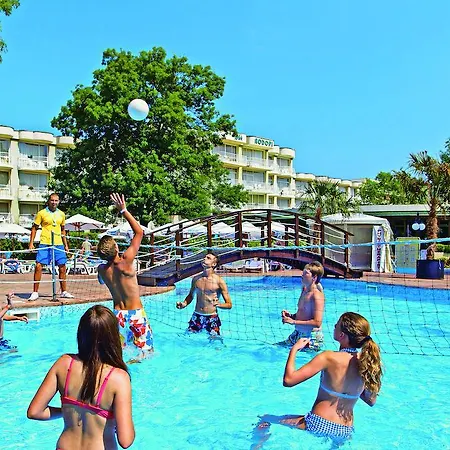 Hotel Flora Park 4*