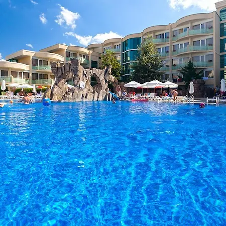 Hotel Flora Park 4*
